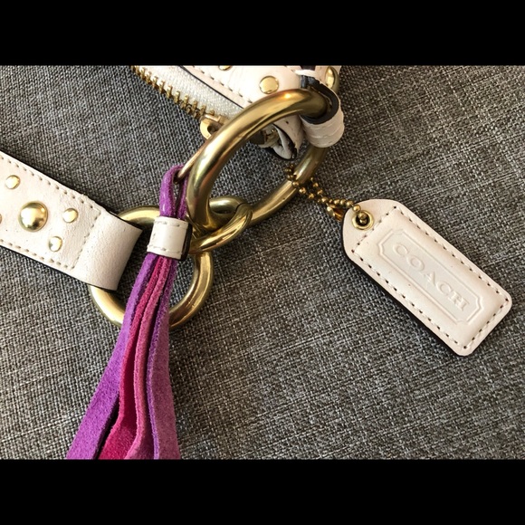 NWTA Cream Coach Purse - Picture 3 of 9